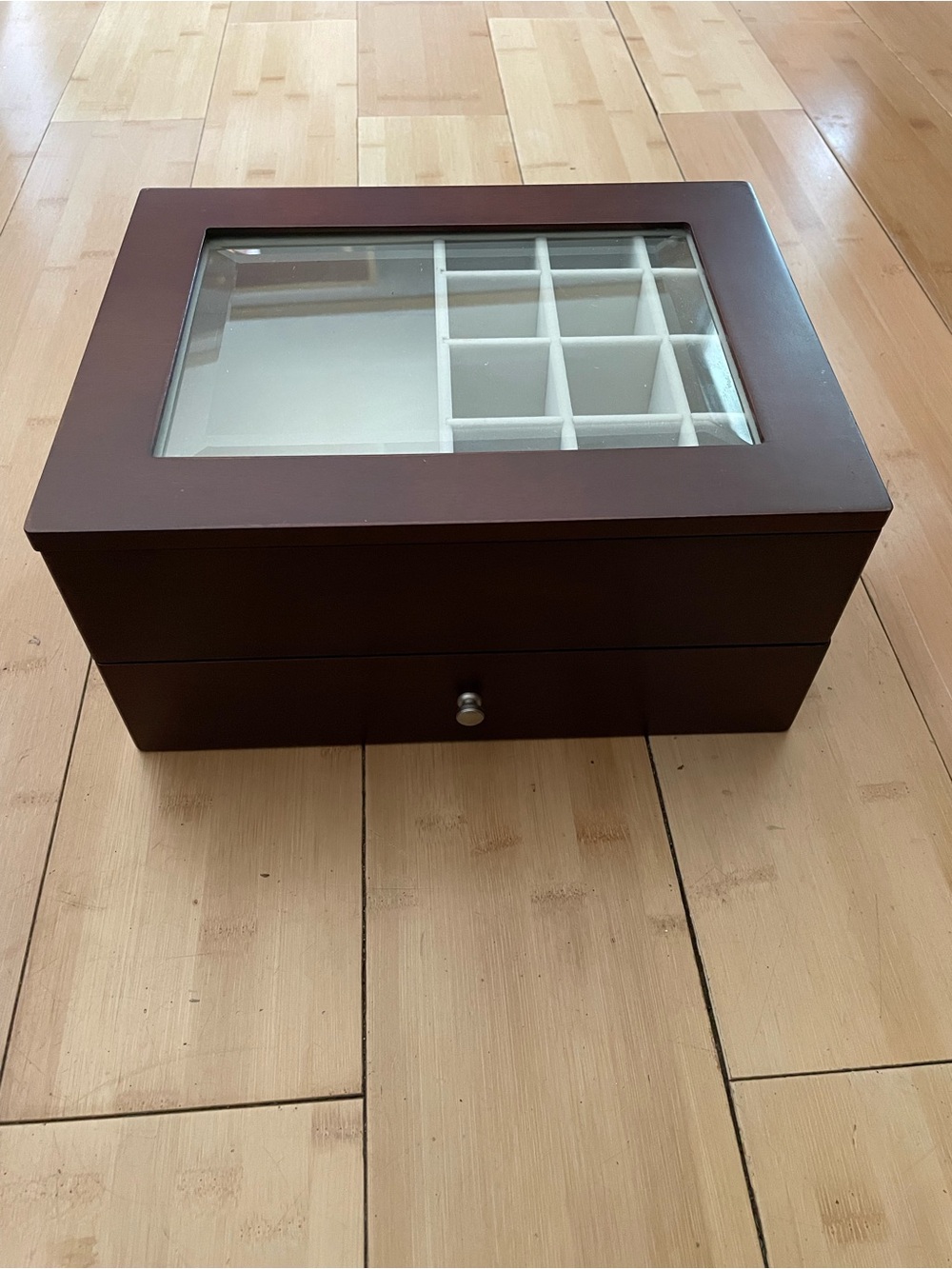 Wallace Silversmiths Wooden Jewelry Organizer Box with Glass Top - Brown